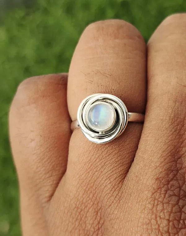 Silver_&_White_Sterling_Silver_925_Premium_&_Elegant_Boho_Ring_For_Girls_&_Women