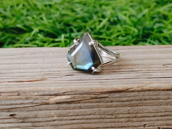 Silver_&_Blue_Sterling_Silver_925_Premium_&_Elegant_Minimal_Ring_For_Girls_&_Women