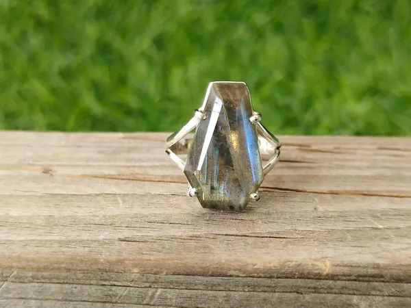 Silver_&_Blue_Sterling_Silver_925_Premium_&_Elegant_Minimal_Ring_For_Girls_&_Women