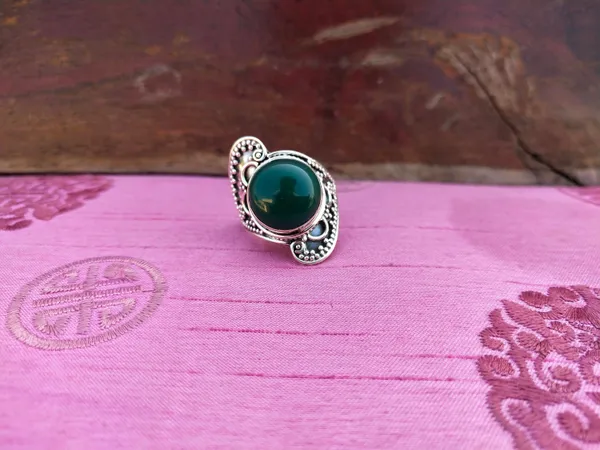 Silver_&_Green_Sterling_Silver_925_Premium_&_Elegant_Statement_Ring_For_Girls_&_Women