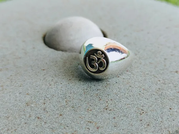 Silver_&_Black_Sterling_Silver_925_Premium_&_Elegant_Boho_Ring_For_Girls_&_Women