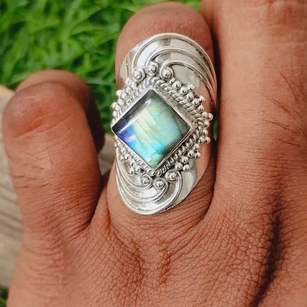 Silver_&_Blue_Sterling_Silver_925_Premium_&_Elegant_Minimal_Ring_For_Girls_&_Women