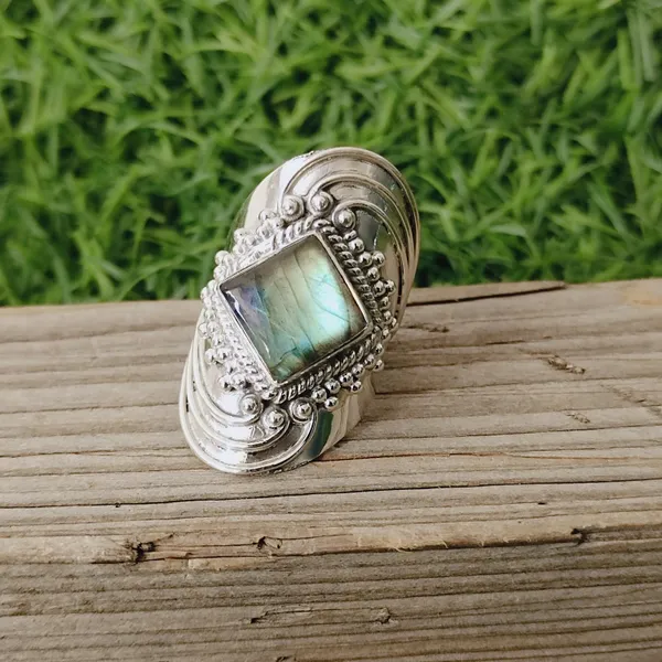 Silver_&_Blue_Sterling_Silver_925_Premium_&_Elegant_Minimal_Ring_For_Girls_&_Women