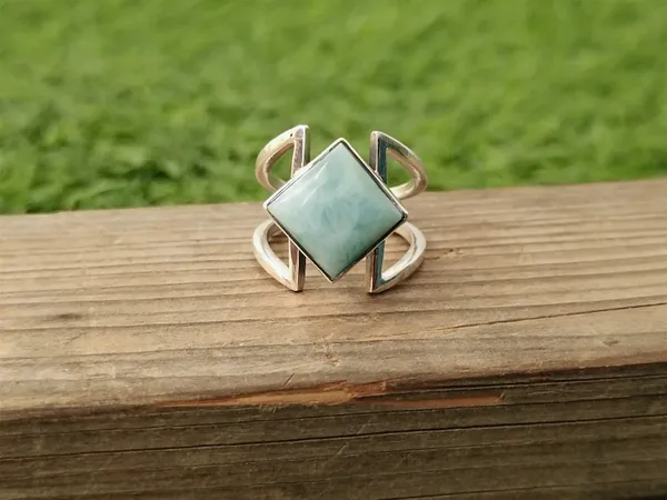 Silver_&_Blue_Sterling_Silver_925_Premium_&_Elegant_Designer_Ring_For_Girls_&_Women
