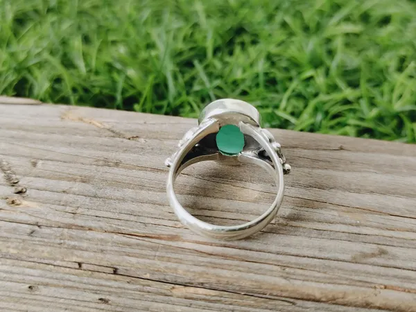 Silver_&_Green_Sterling_Silver_925_Premium_&_Elegant_Designer_Ring_For_Girls_&_Women