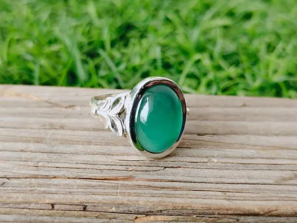 Silver_&_Green_Sterling_Silver_925_Premium_&_Elegant_Designer_Ring_For_Girls_&_Women