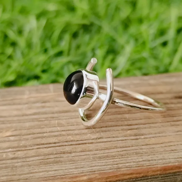 Silver_&_Black_Sterling_Silver_925_Premium_&_Elegant_Minimal_Ring_For_Girls_&_Women
