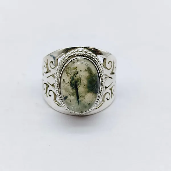 Silver_&_Green_Sterling_Silver_925_Premium_&_Elegant_Statement_Ring_For_Girls_&_Women
