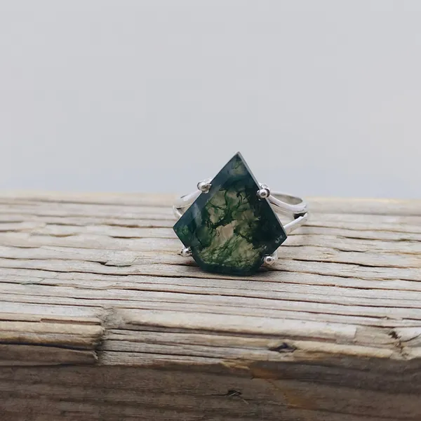 Silver_&_Green_Sterling_Silver_925_Premium_&_Elegant_Boho_Ring_For_Girls_&_Women