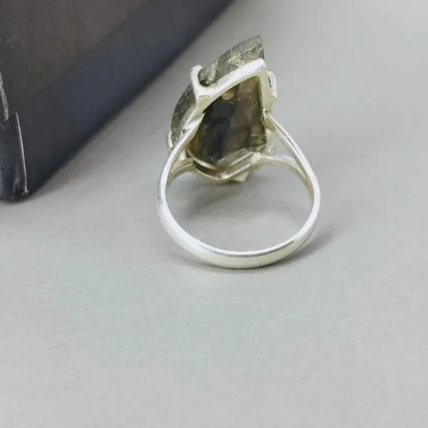 Silver_&_Blue_Sterling_Silver_925_Premium_&_Elegant_Minimal_Ring_For_Girls_&_Women