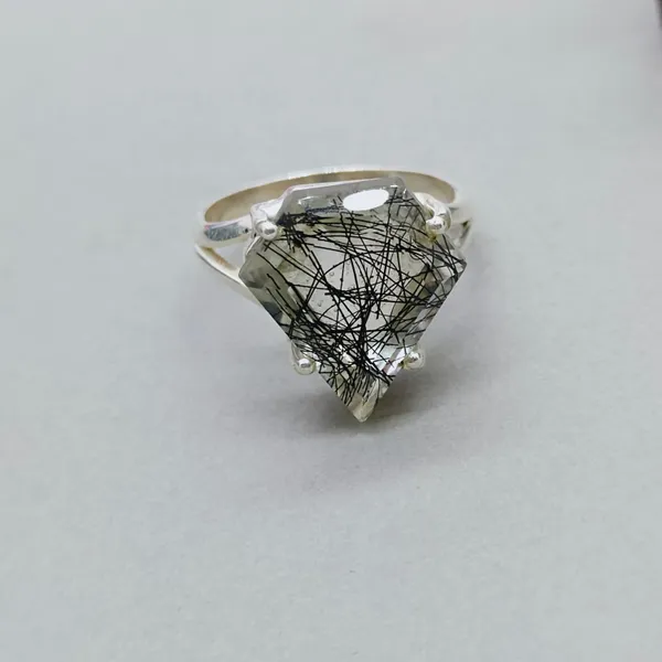 Silver_&_Black_Sterling_Silver_925_Premium_&_Elegant_Minimal_Ring_For_Girls_&_Women