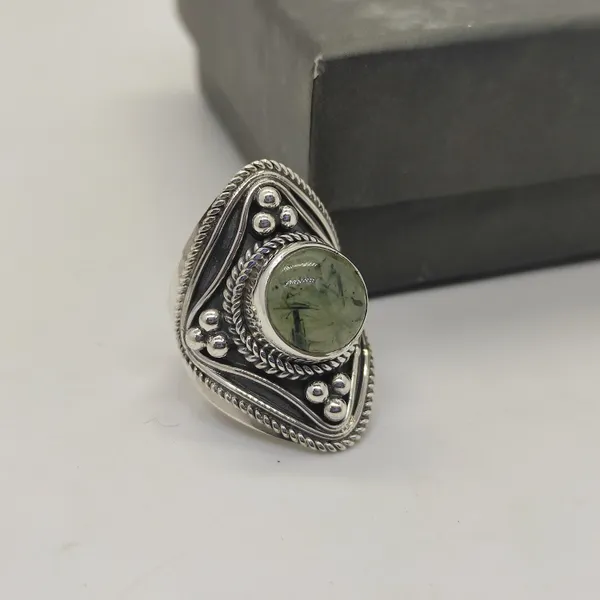 Silver_&_Green_Sterling_Silver_925_Premium_&_Elegant_Statement_Ring_For_Girls_&_Women