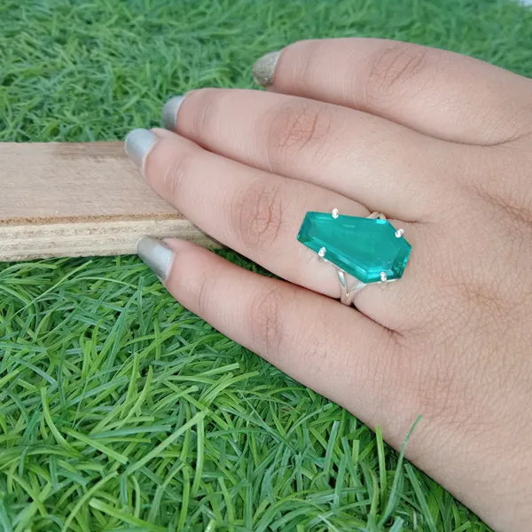 Silver_&_Green_Sterling_Silver_925_Premium_&_Elegant_Handmade_Ring_For_Girls_&_Women