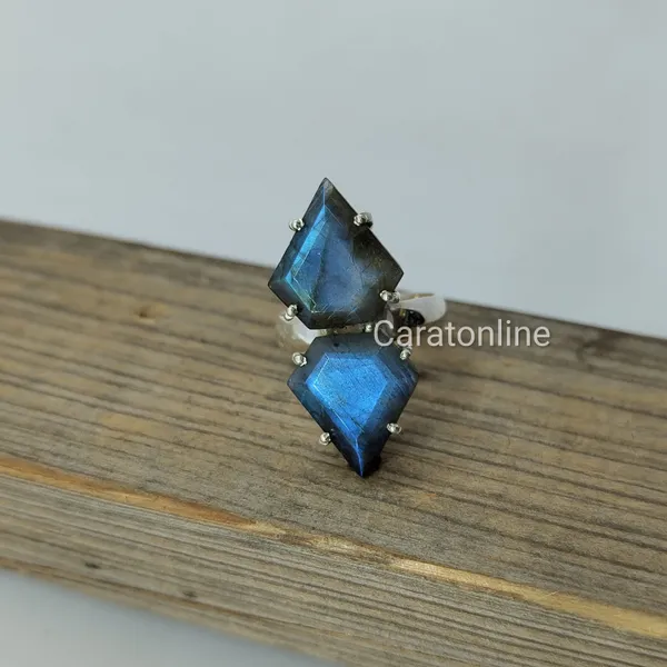 Silver_&_Blue_Sterling_Silver_925_Premium_&_Elegant_Designer_Ring_For_Girls_&_Women
