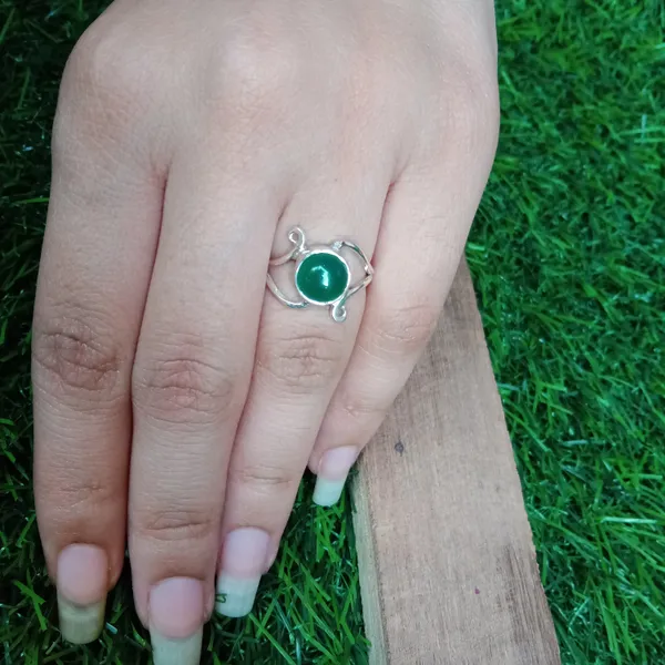 Silver_&_Green_Sterling_Silver_925_Premium_&_Elegant_Minimal_Ring_For_Girls_&_Women