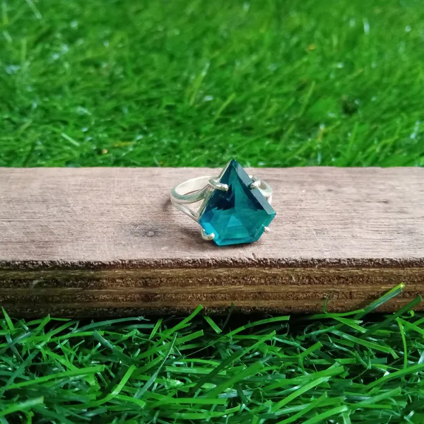 Silver_&_Green_Sterling_Silver_925_Premium_&_Elegant_Minimal_Ring_For_Girls_&_Women