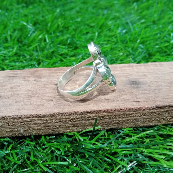 Silver_&_Green_Sterling_Silver_925_Premium_&_Elegant_Statement_Ring_For_Girls_&_Women