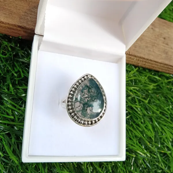 Silver_&_Green_Sterling_Silver_925_Premium_&_Elegant_Designer_Ring_For_Girls_&_Women