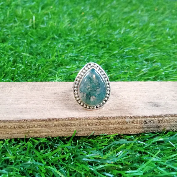 Silver_&_Green_Sterling_Silver_925_Premium_&_Elegant_Designer_Ring_For_Girls_&_Women