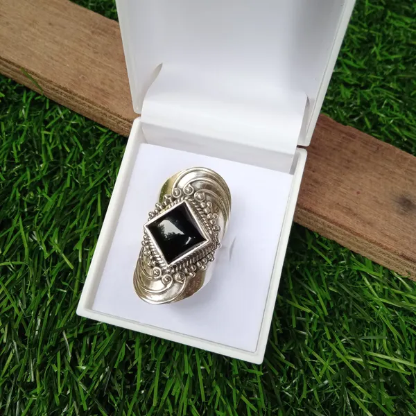 Silver_&_Black_Sterling_Silver_925_Premium_&_Elegant_Statement_Ring_For_Girls_&_Women