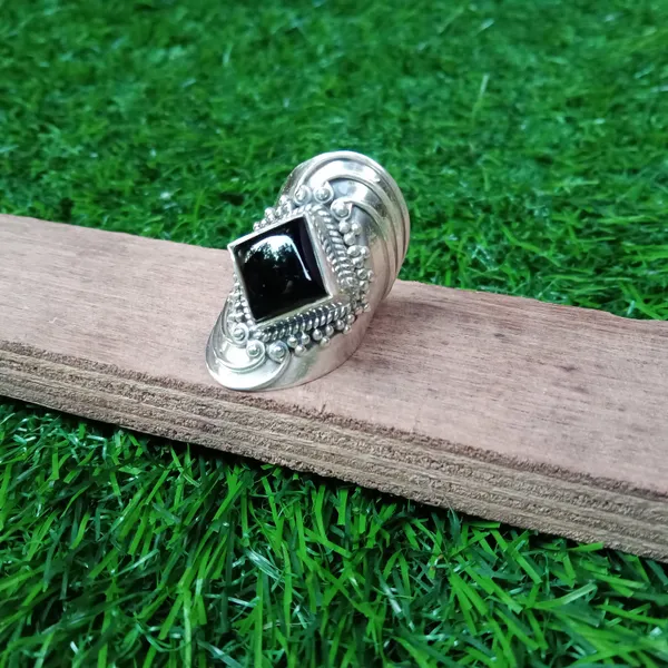 Silver_&_Black_Sterling_Silver_925_Premium_&_Elegant_Statement_Ring_For_Girls_&_Women