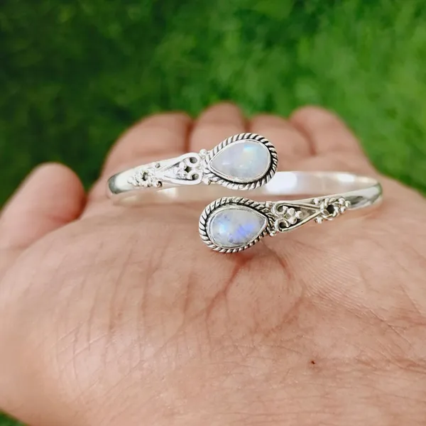 Silver_Sterling_Silver_925_Premium_&_Elegant_Designer_Bracelet_For_Girls_&_Women