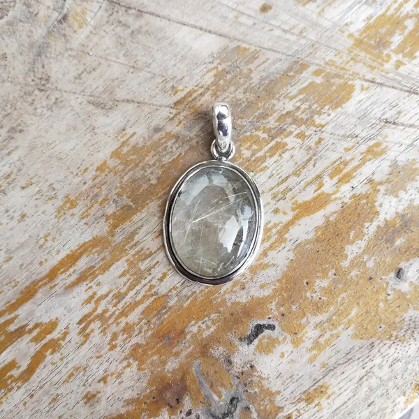 Silver_&_Golden_Sterling_Silver_925_Premium_&_Elegant_Boho_Pendant_For_Girls_&_Women