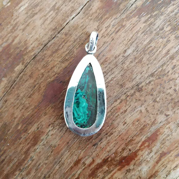 Silver_&_Green_Sterling_Silver_925_Premium_&_Elegant_Boho_Pendant_For_Girls_&_Women