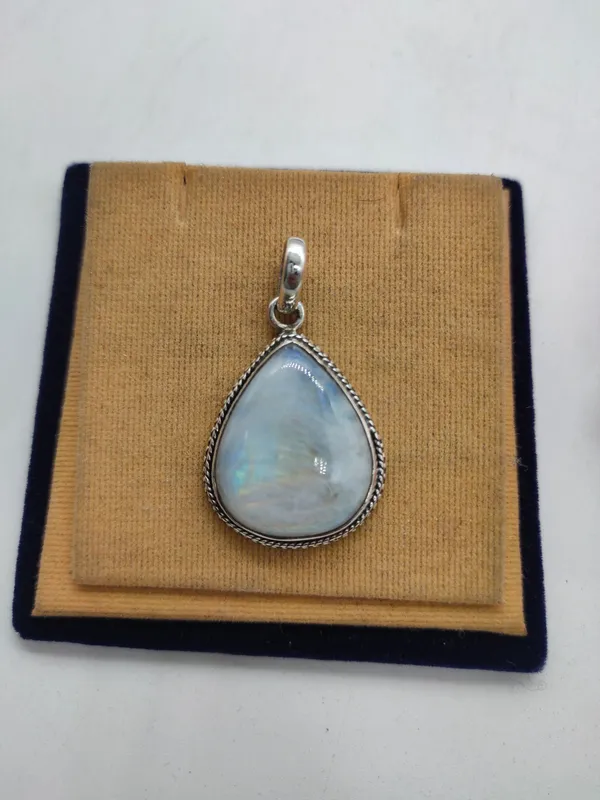 Silver_&_White_With_Blue_Sterling_Silver_925_Premium_&_Elegant_Boho_Pendant_For_Girls_&_Women