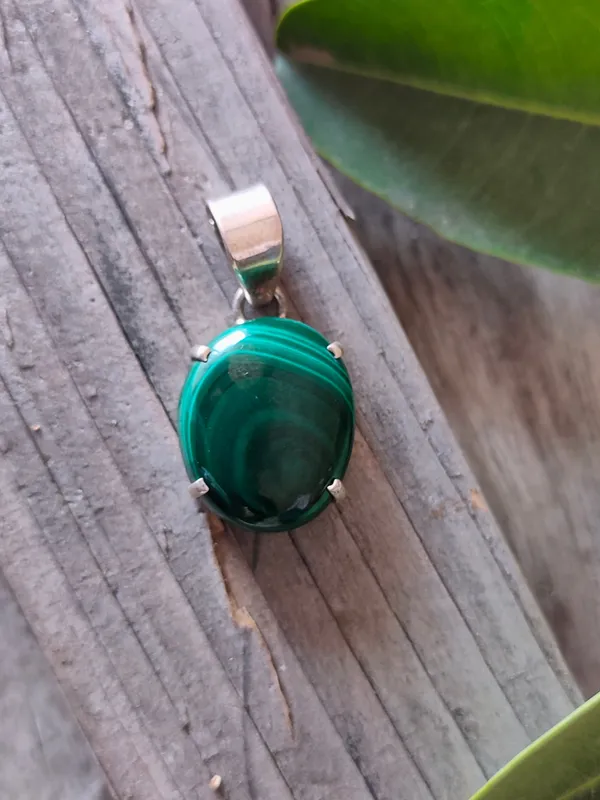 Silver_&_Green_Sterling_Silver_925_Premium_&_Elegant_Boho_Necklace_For_Girls_&_Women