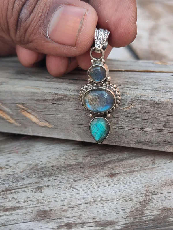 Silver_&_Grey_Sterling_Silver_925_Premium_&_Elegant_Boho_Pendant_For_Girls_&_Women
