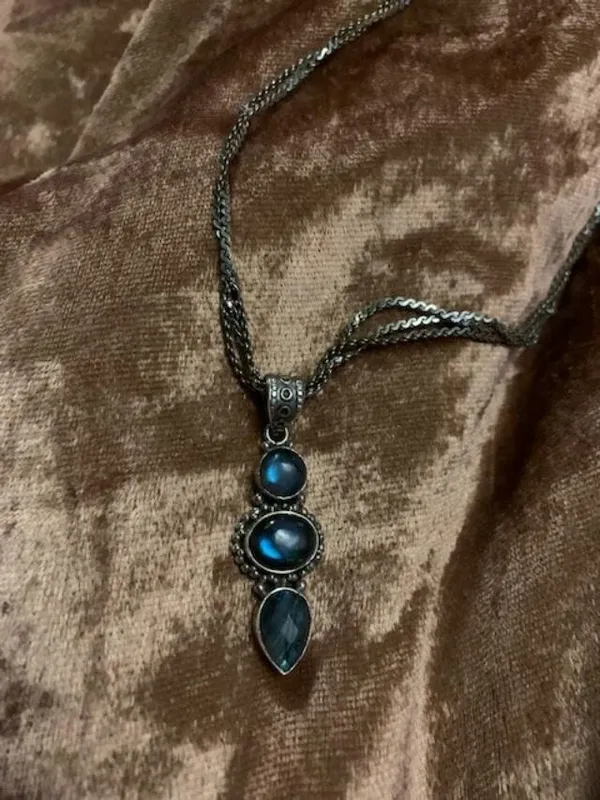 Silver_&_Grey_Sterling_Silver_925_Premium_&_Elegant_Boho_Pendant_For_Girls_&_Women