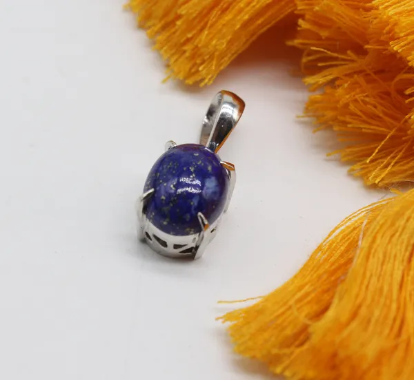 Silver_&_Blue_Sterling_Silver_925_Premium_&_Elegant_Handmade_Pendant_For_Girls_&_Women