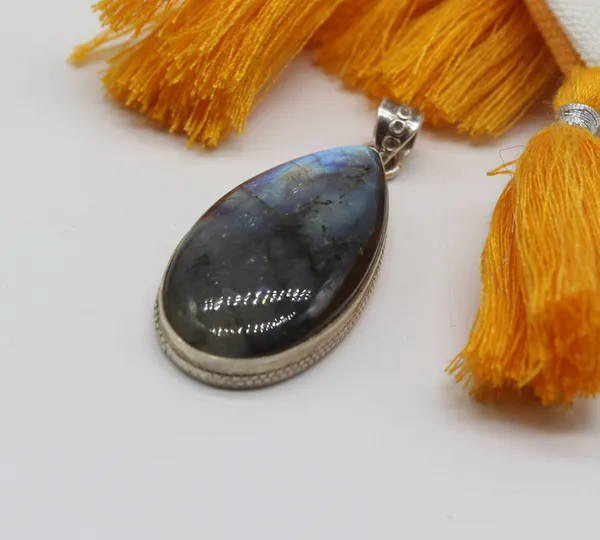 Silver_&_Grey_With_Blue_&_Green_Sterling_Silver_925_Premium_&_Elegant_Boho_Pendant_For_Girls_&_Women