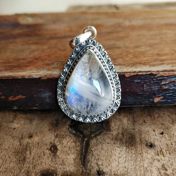 Silver_&_White_With_Blue_Sterling_Silver_925_Premium_&_Elegant_Boho_Pendant_For_Girls_&_Women