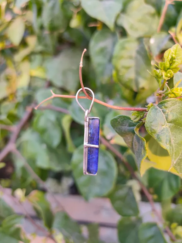 Silver_&_Blue_Sterling_Silver_925_Premium_&_Elegant_Handmade_Pendant_For_Girls_&_Women
