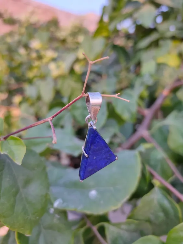 Silver_&_Blue_Sterling_Silver_925_Premium_&_Elegant_Handmade_Pendant_For_Girls_&_Women