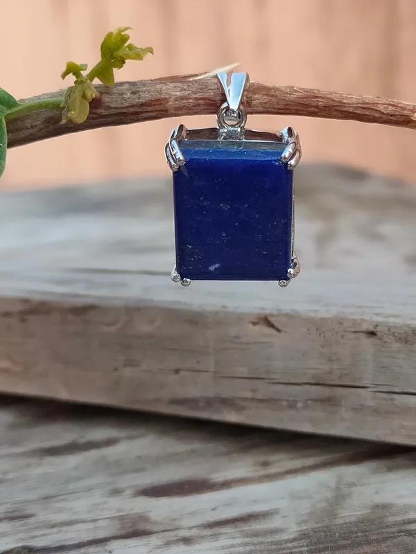 Silver_&_Blue_Sterling_Silver_925_Premium_&_Elegant_Handmade_Pendant_For_Girls_&_Women