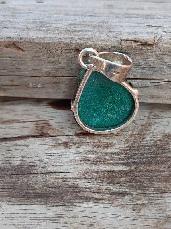Silver_&_Green_Sterling_Silver_925_Premium_&_Elegant_Handmade_Pendant_For_Girls_&_Women