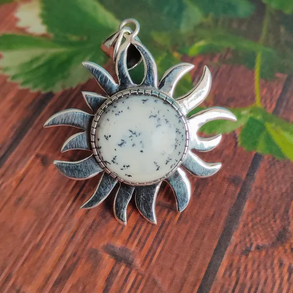 Silver_&_White_Sterling_Silver_925_Premium_&_Elegant_Boho_Pendant_For_Girls_&_Women
