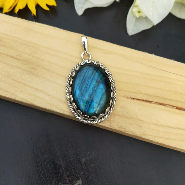 Silver_&_Grey_With_Blue_Sterling_Silver_925_Premium_&_Elegant_Boho_Pendant_For_Girls_&_Women