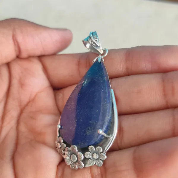 Silver_&_Blue_Sterling_Silver_925_Premium_&_Elegant_Designer_Pendant_For_Girls_&_Women