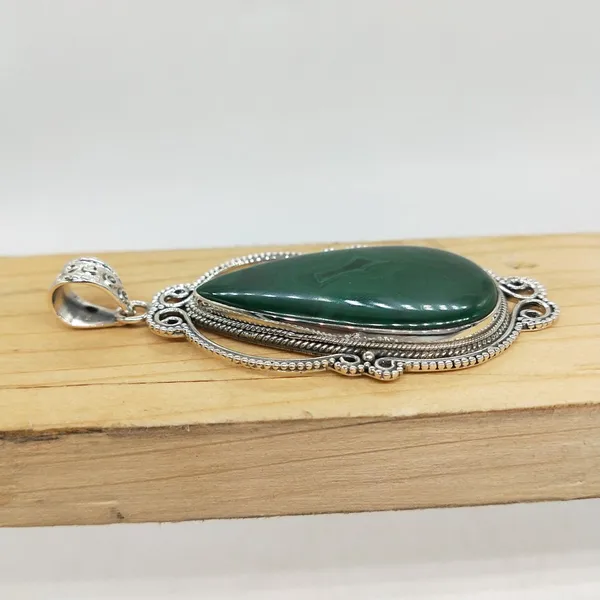 Silver_&_Green_Sterling_Silver_925_Premium_&_Elegant_Boho_Pendant_For_Girls_&_Women