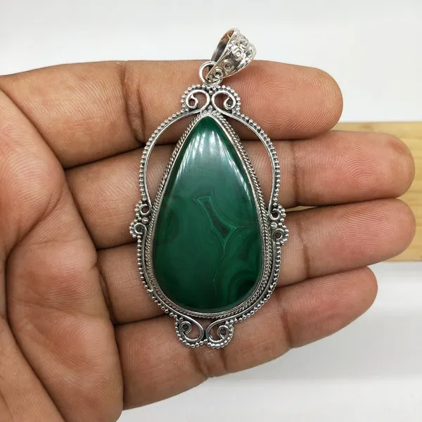 Silver_&_Green_Sterling_Silver_925_Premium_&_Elegant_Boho_Pendant_For_Girls_&_Women