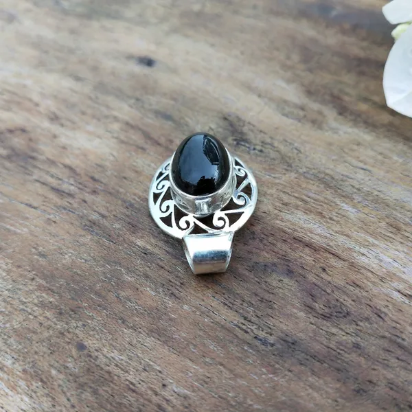 Silver_&_Black_Sterling_Silver_925_Premium_&_Elegant_Boho_Pendant_For_Girls_&_Women