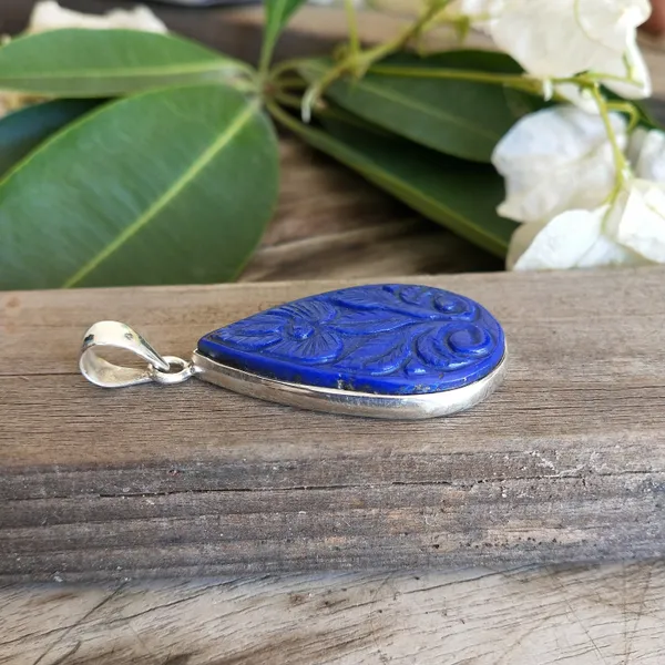 Silver_&_Blue_Sterling_Silver_925_Premium_&_Elegant_Boho_Pendant_For_Girls_&_Women
