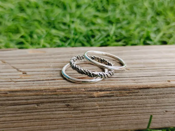 Silver_&_Silver_Sterling_Silver_925_Premium_&_Elegant_Statement_Ring_For_Girls_&_Women