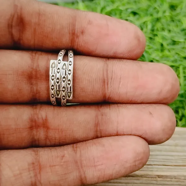 Silver_&_Silver_Sterling_Silver_925_Premium_&_Elegant_Boho_Ring_For_Girls_&_Women