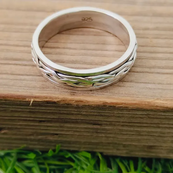 Silver_Sterling_Silver925_Premium_&_Elegant_Designer_Ring_For_Girls_&_Women