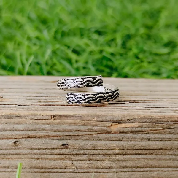 Silver_Sterling_Silver_925_Premium_&_Elegant_Minimal_Ring_For_Girls_&_Women